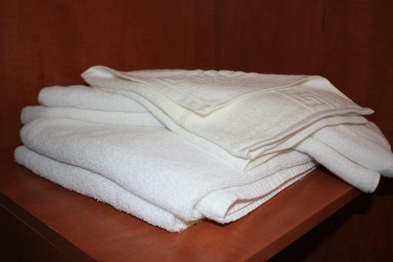 Vila Mihail Hotell Buşteni Exteriör bild